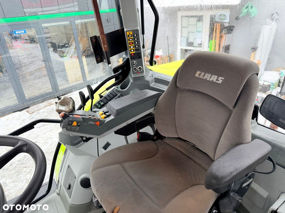 Claas Arion 520 - 17