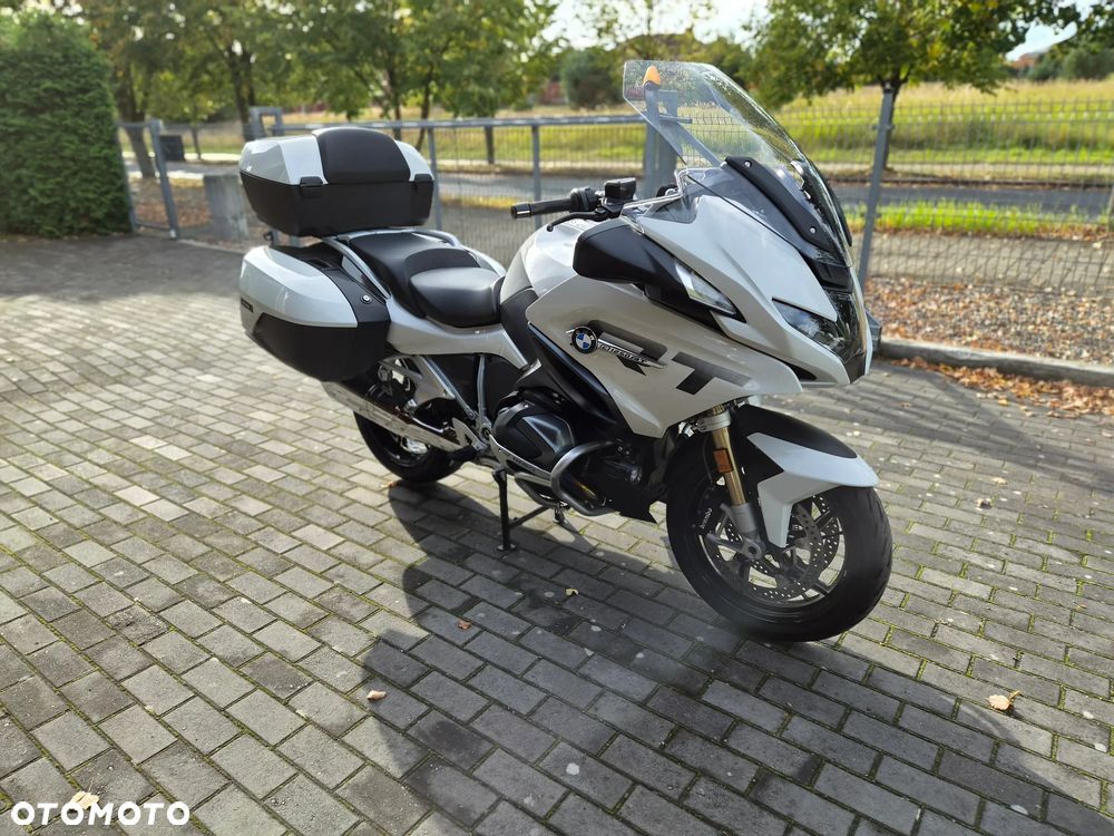 BMW RT