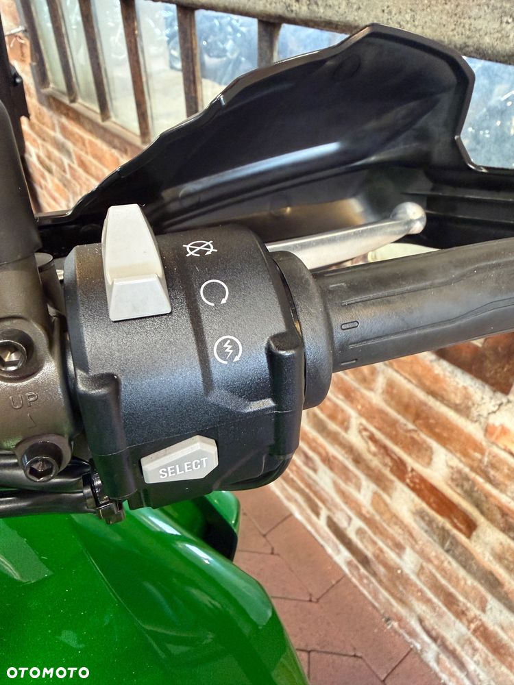 Kawasaki Versys 1000 - 12