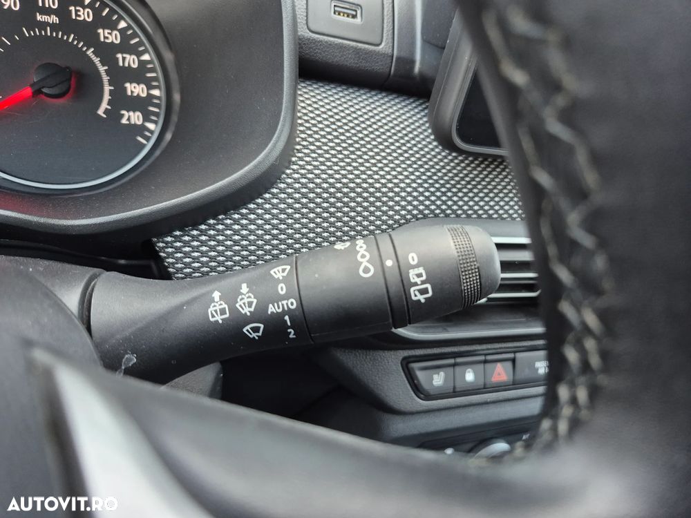 Dacia Sandero TCe 90 MT5 Expression - 17