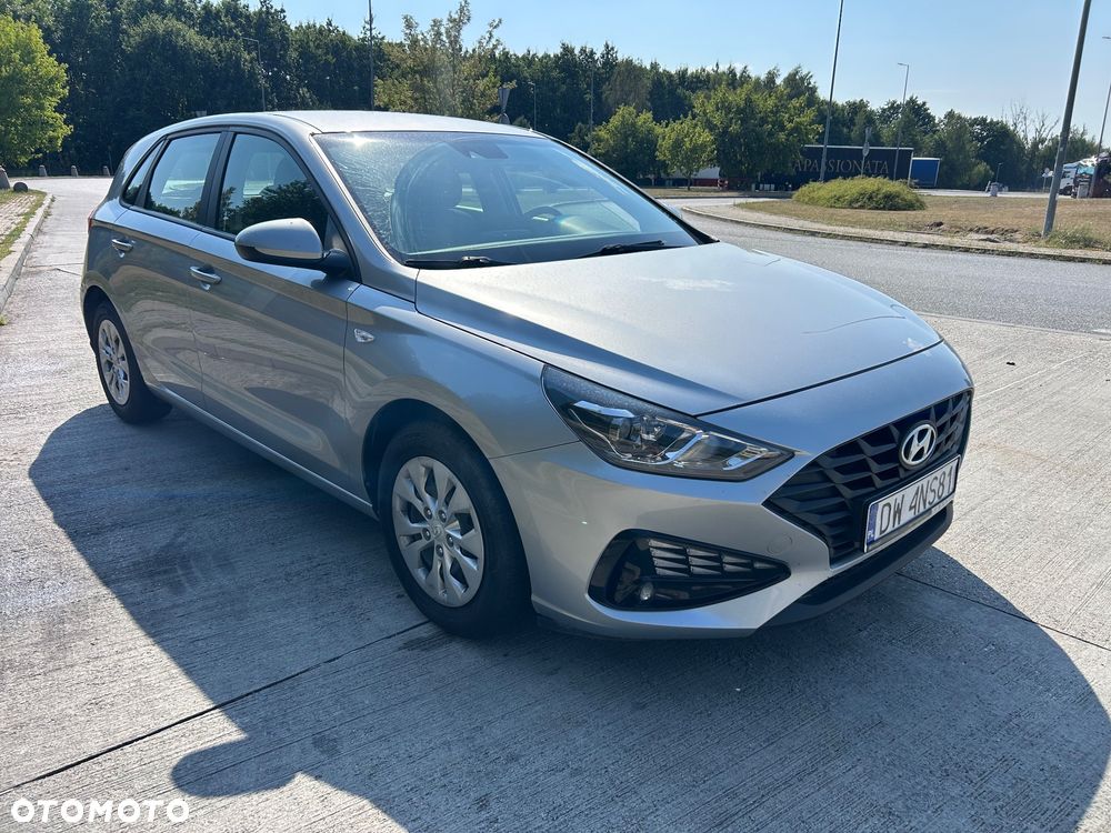 Hyundai i30 1.5 DPI Classic + - 11