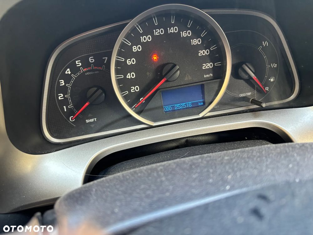 Toyota RAV4 2.0 D-4D Premium - 9