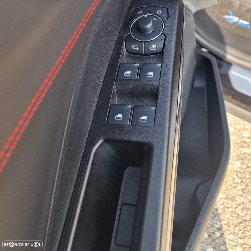 Ford Puma 1.0 EcoBoost MHEV ST-Line X - 11