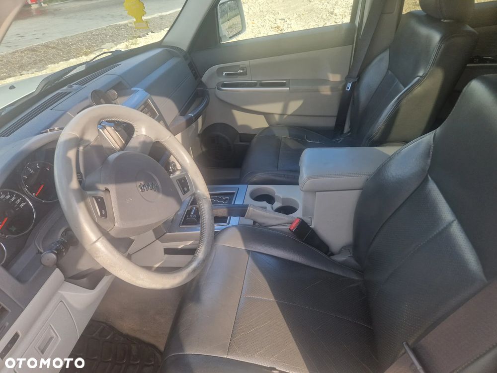 Jeep Cherokee 2.8 CRD Limited - 8