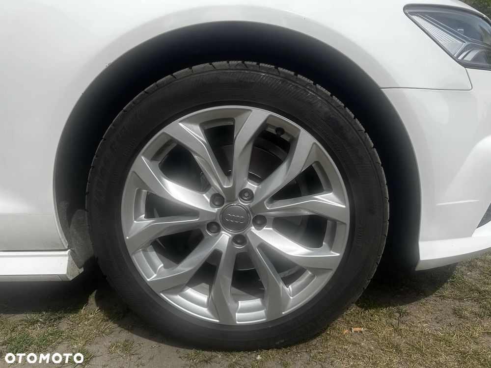 Audi A6 Avant 2.0 TDI ultra S tronic - 34