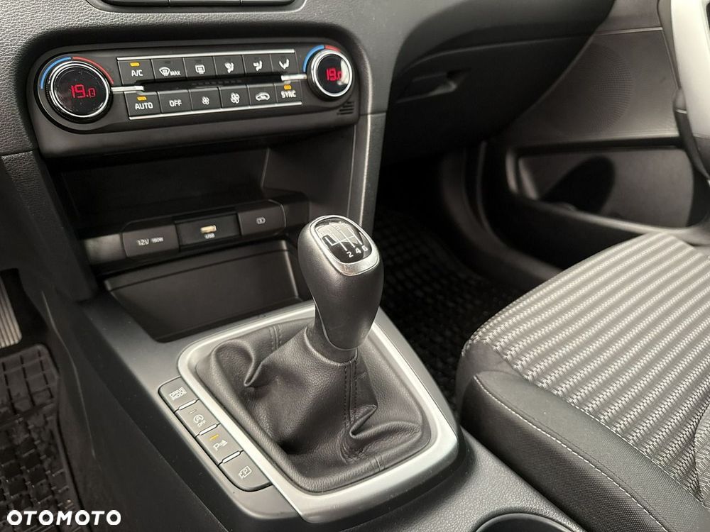 Kia Ceed - 17