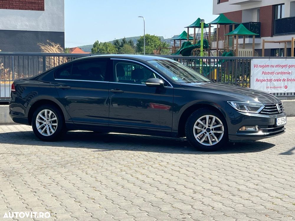 Volkswagen Passat 2.0 TDI Comfortline - 4