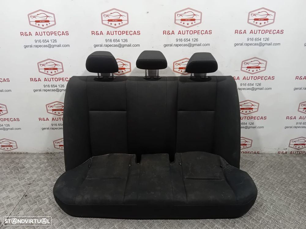 Conjunto de Bancos Mercedes Class C W204 Sedan Tecido Original - 19