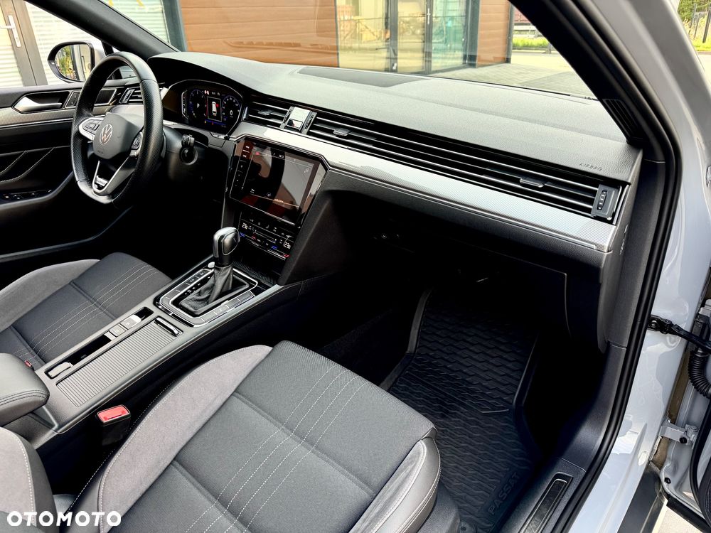 Volkswagen Passat Alltrack 2.0 TDI SCR DSG 4Motion - 27