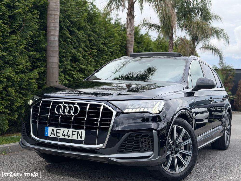 Audi Q7 - 1
