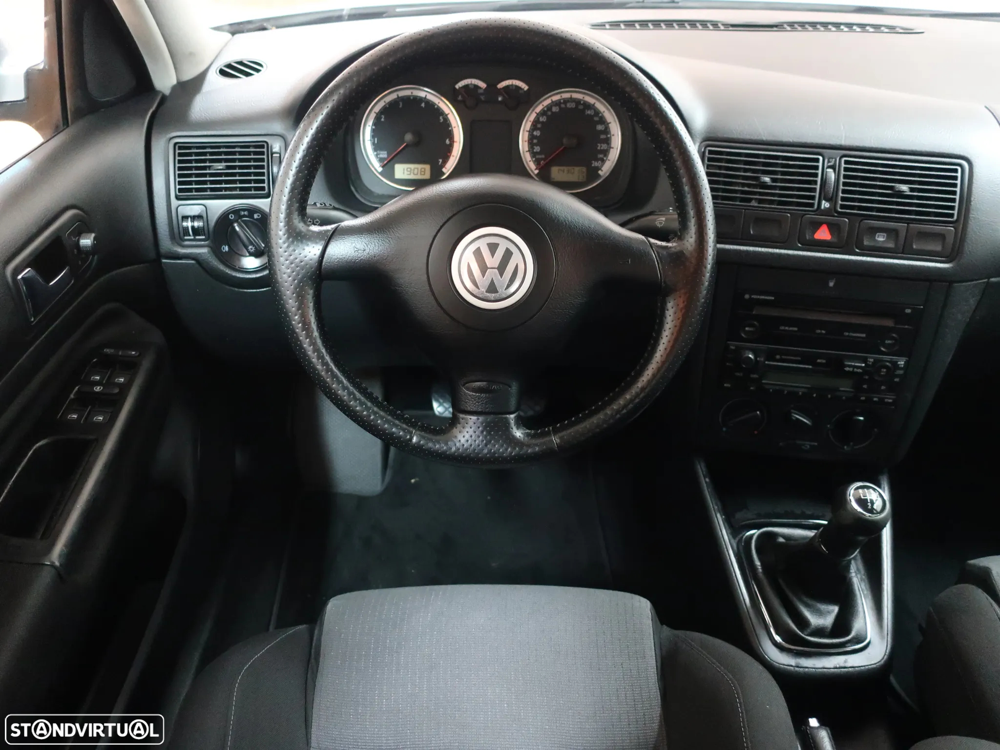 VW Golf 1.4i Pacific - 16