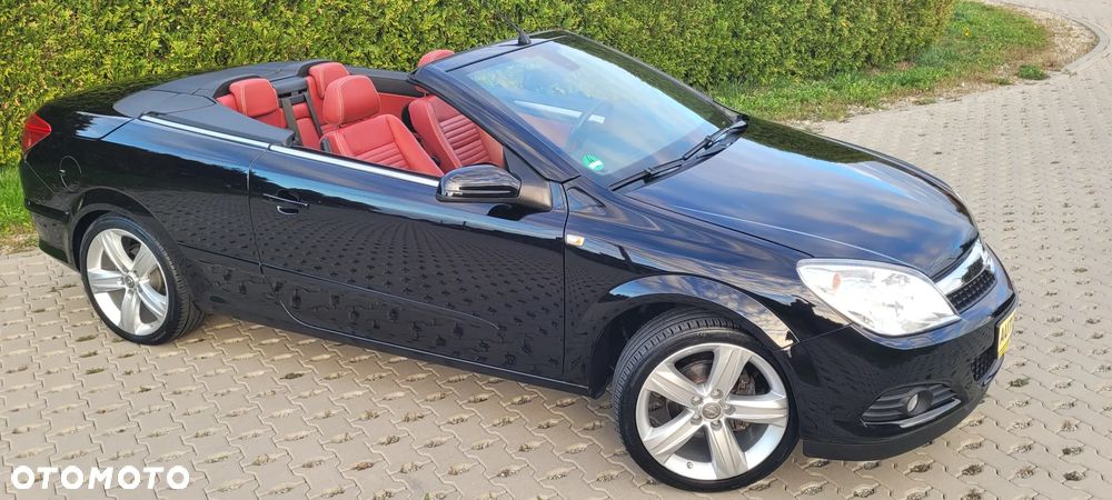 Opel Astra TwinTop 1.8 Cosmo - 21