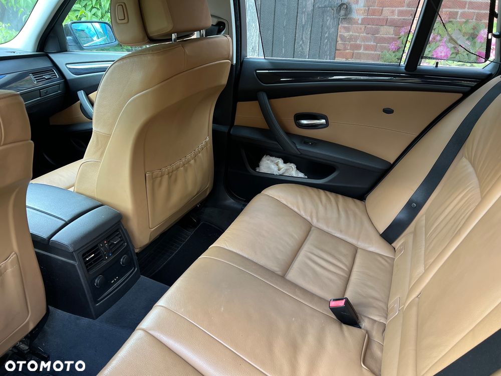 BMW Seria 5 - 11