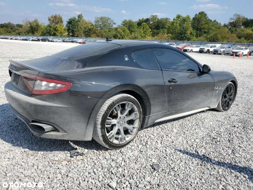 Maserati GranTurismo - 4