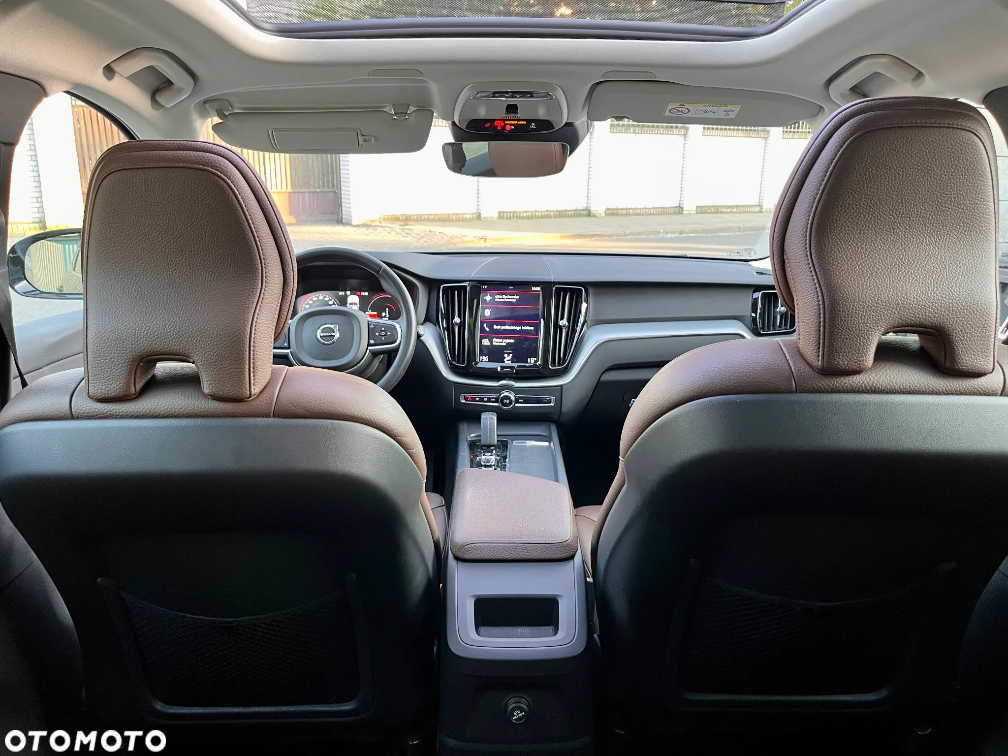 Volvo XC 60 T8 AWD Plug-In Hybrid Momentum - 13