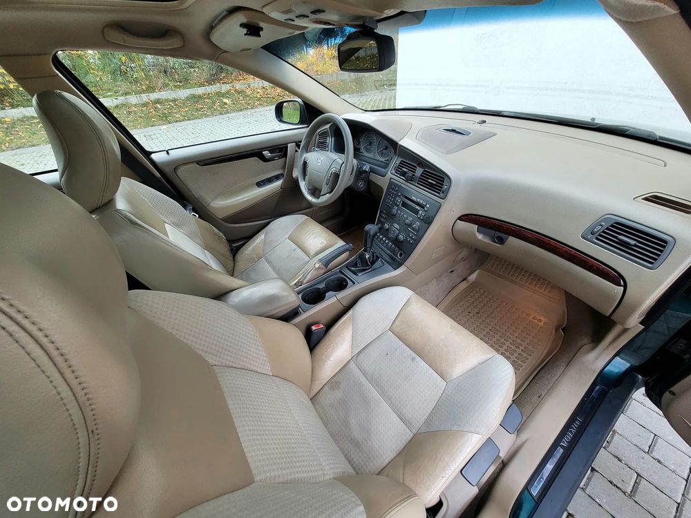 Volvo V70 T5 Premium - 5