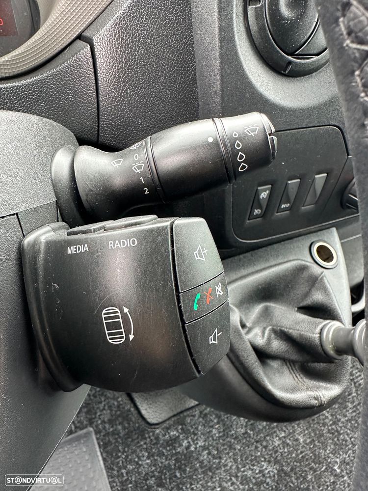 Renault Master 2.3 dCi L2H2 Cãmara /marcha-atrás C/IVA Dedutivel - 12
