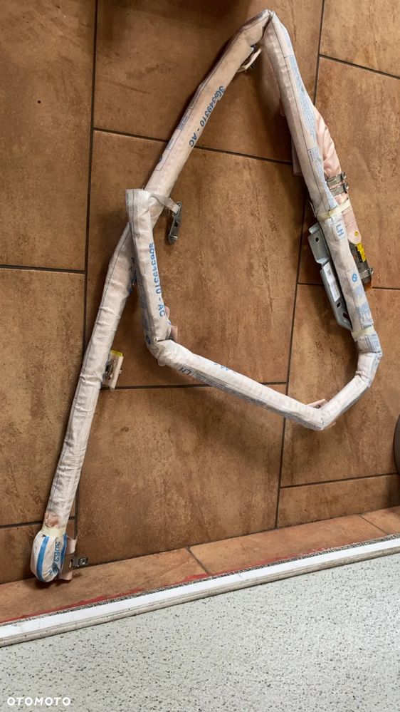 KURTYNA LEWA BMW 7 F01 F02 84911416713