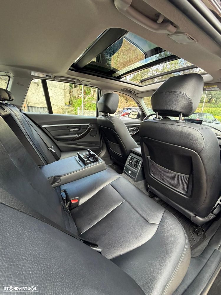 BMW 320 d xDrive Line Luxury Auto - 25