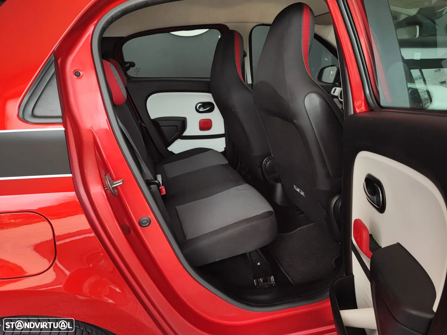 Renault Twingo 1.0 SCe Dynamique - 36