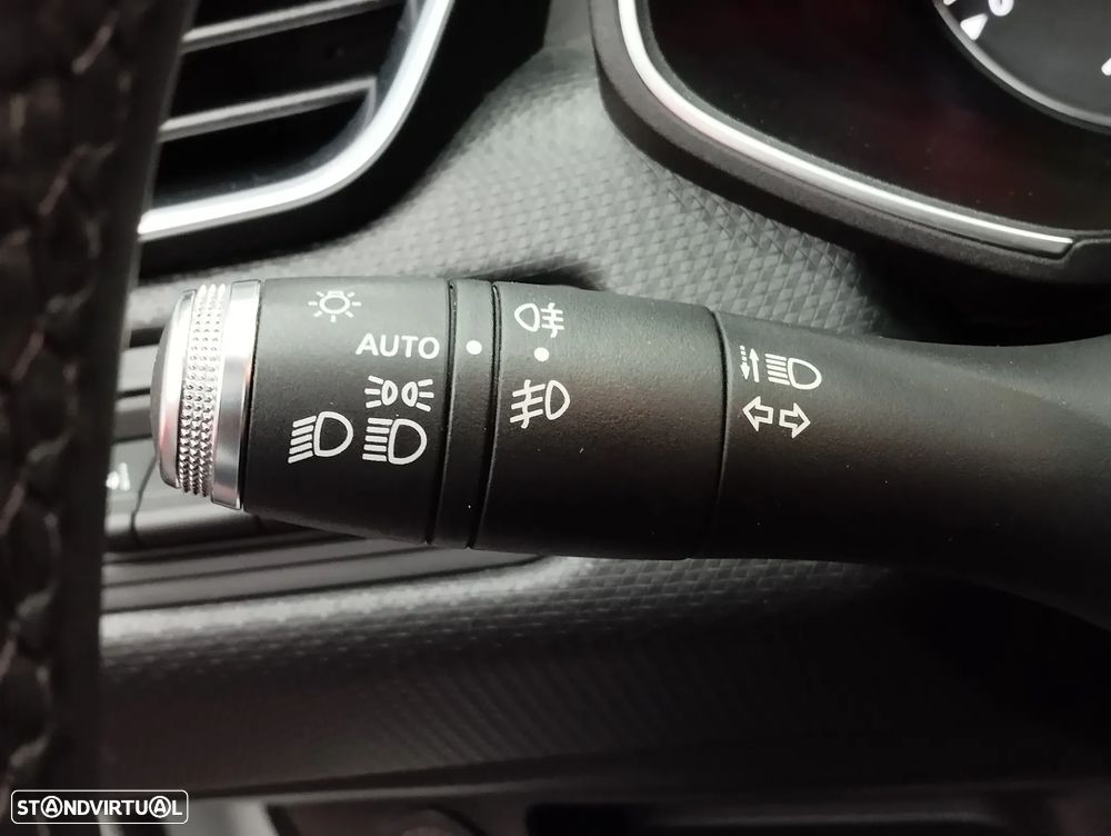 Renault Clio 1.0 TCe Intens Bi-Fuel - 22