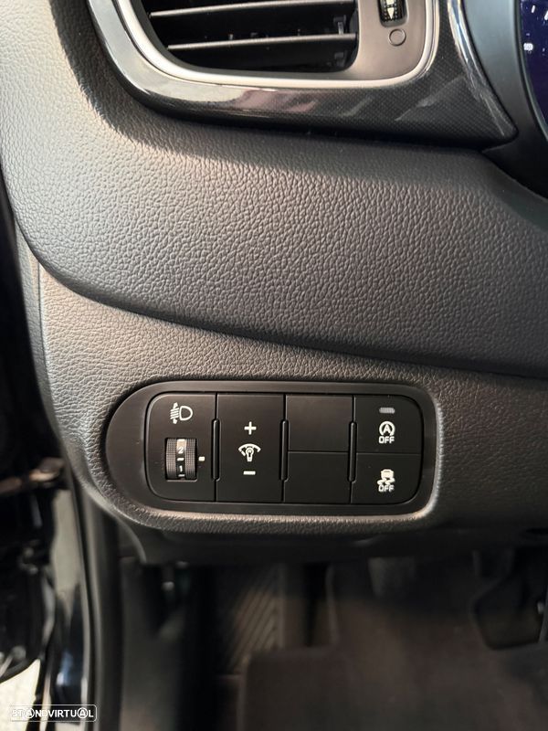 Kia Carens 1.7 CRDi ISG TX - 10