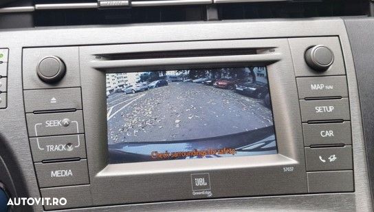 Toyota Prius - 13