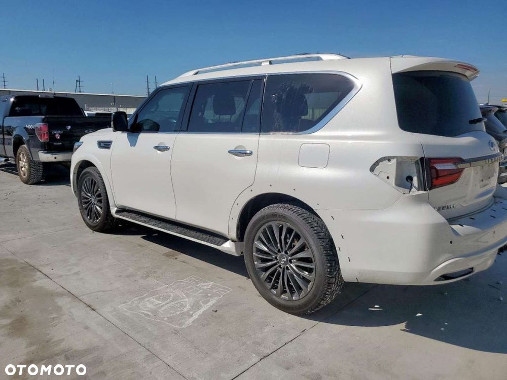 Infiniti QX80 - 2