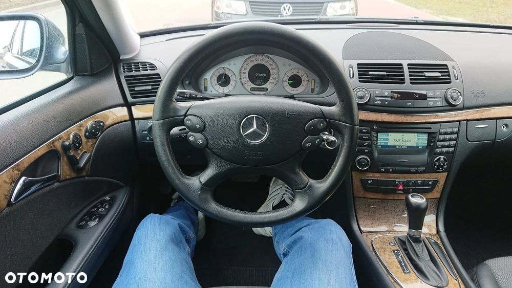 Mercedes-Benz Klasa E - 6