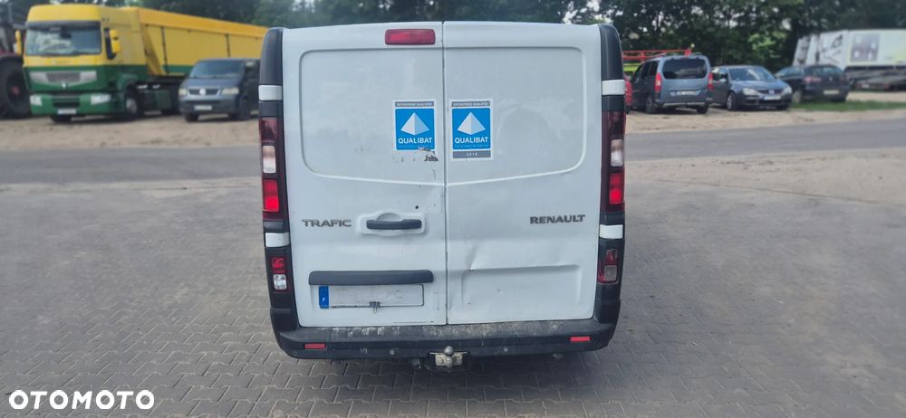 Renault TRAFIC - 12