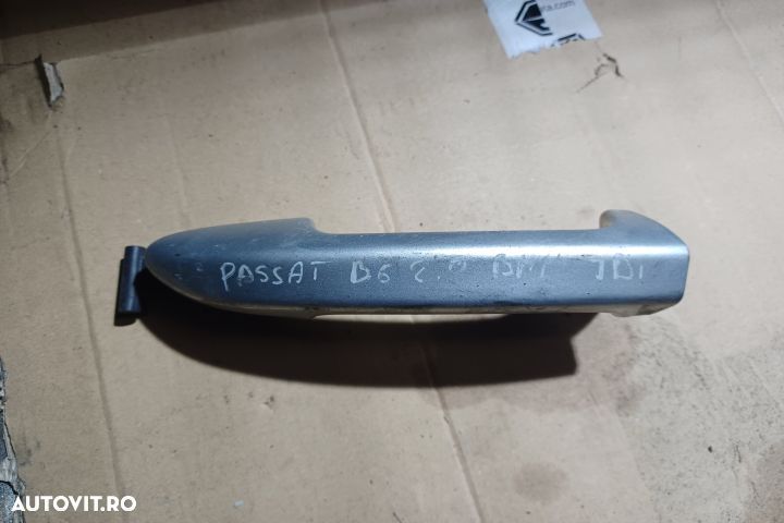 Maner deschidere din exterior usa fata stanga Volkswagen VW Passat B6  [din 2005 pana  2010] Sedan - 1