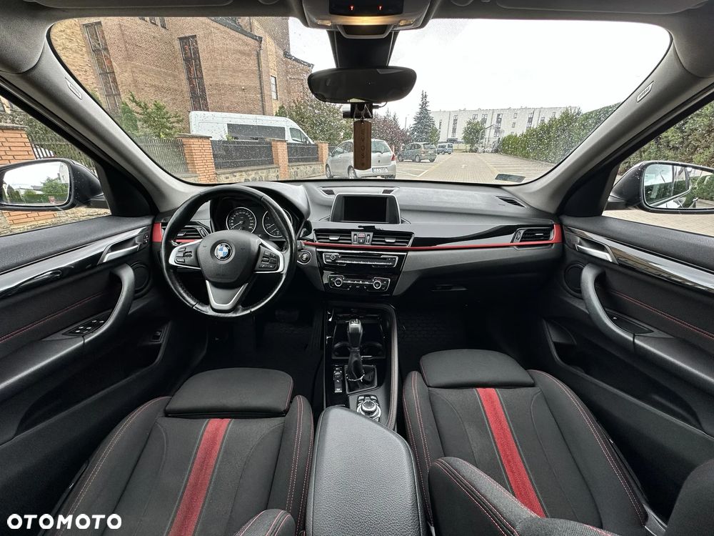 BMW X1 xDrive18d Sport Line - 8
