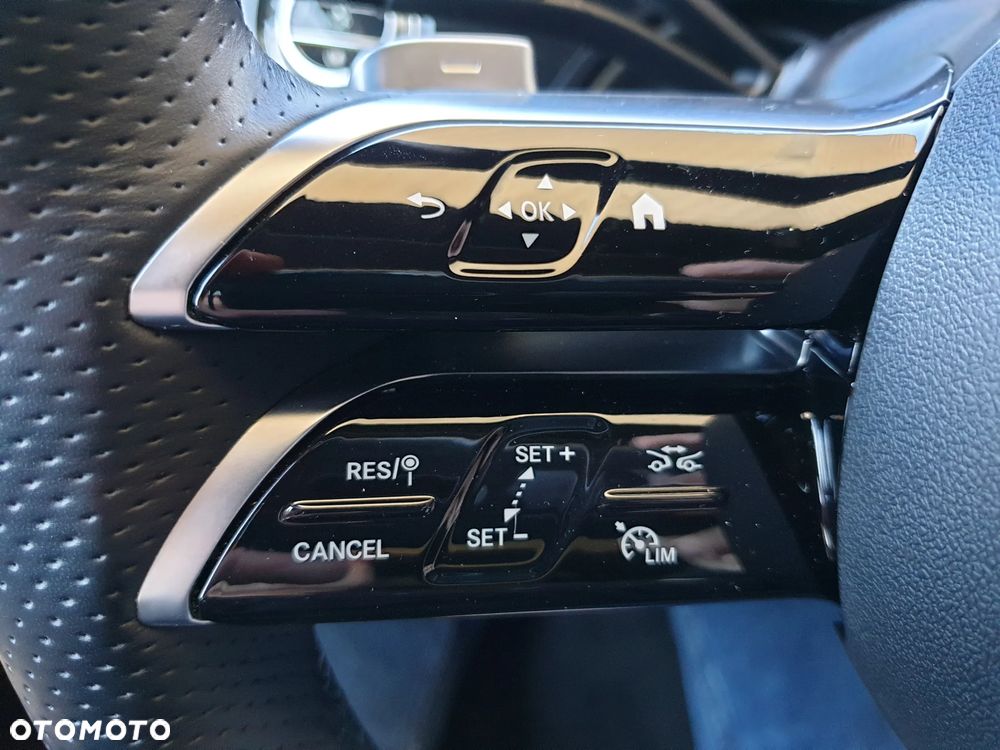 Mercedes-Benz Klasa E - 34