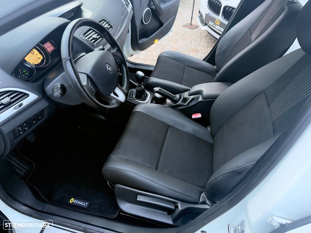 Renault Mégane 1.5 dCi Dynamique - 38
