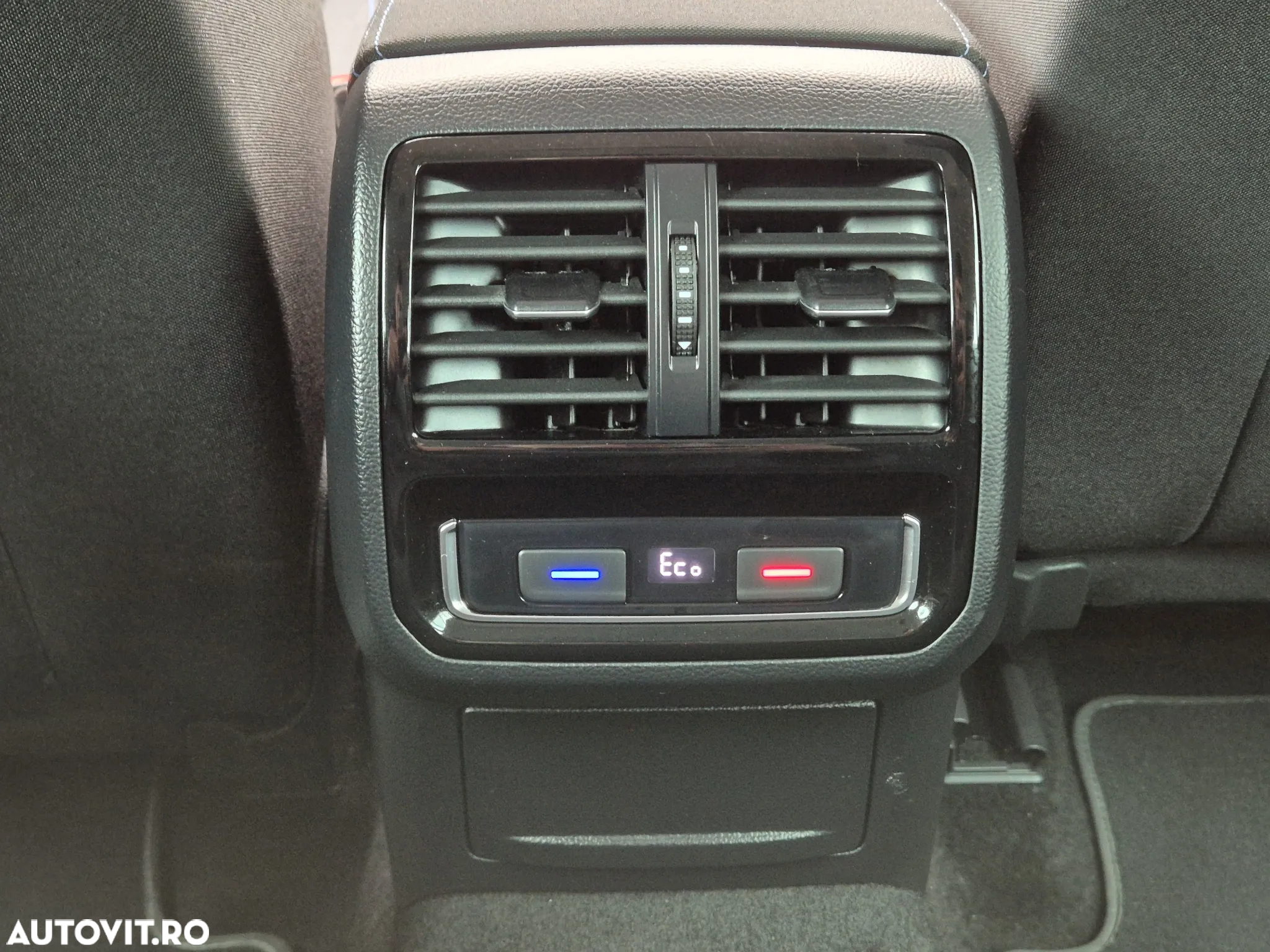 Volkswagen Passat Variant 1.4 TSI Plug-In-Hybrid DSG GTE - 13