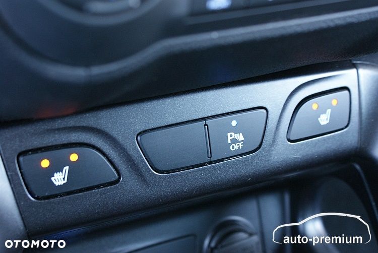 Hyundai ix35 1.6 2WD Fifa World Cup Edition - 12