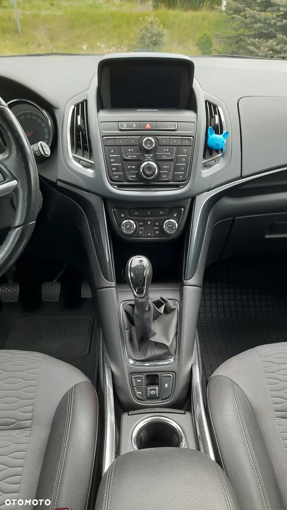 Opel Zafira - 11
