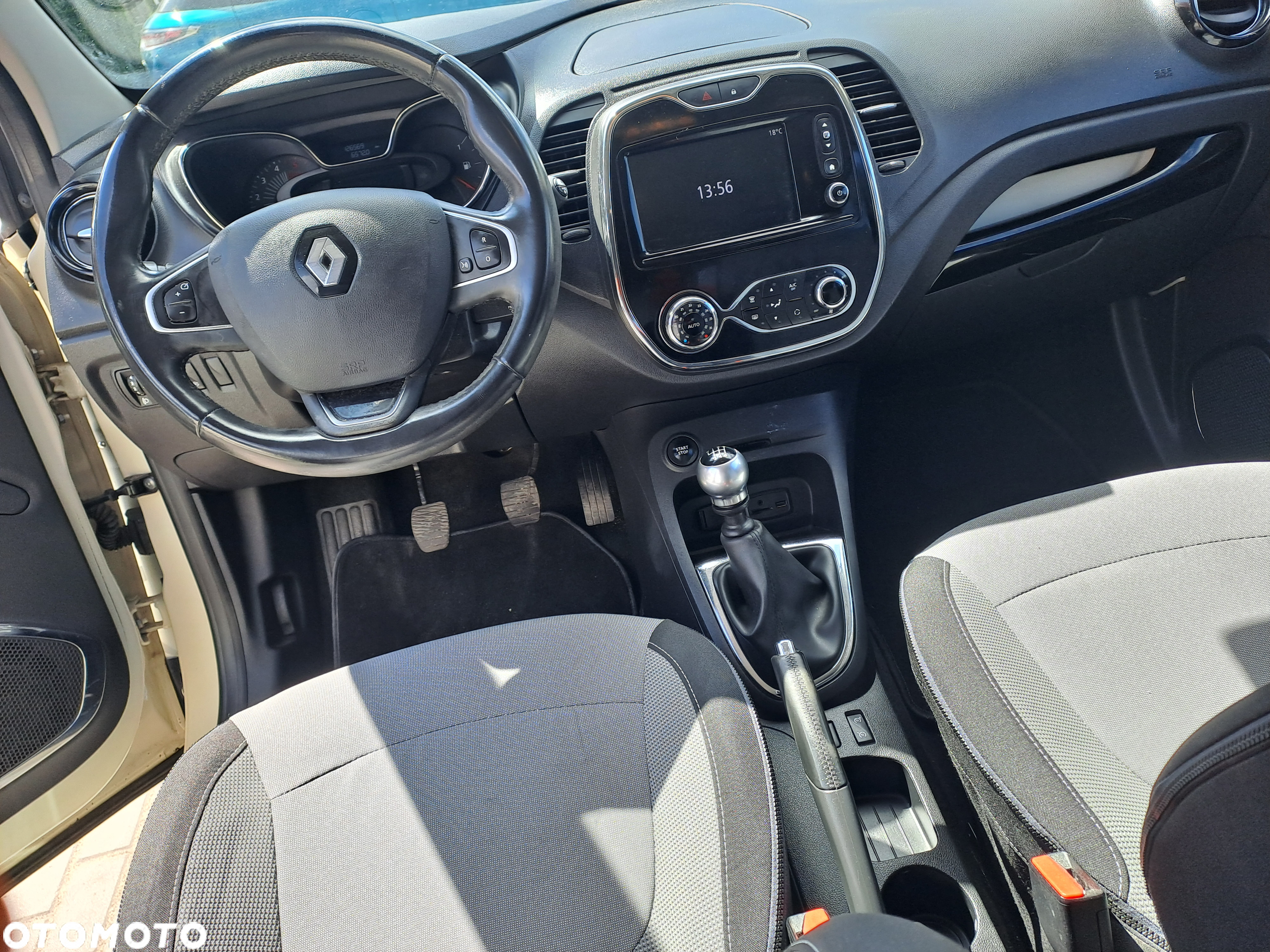 Renault Captur 1.5 dCi Intens - 10