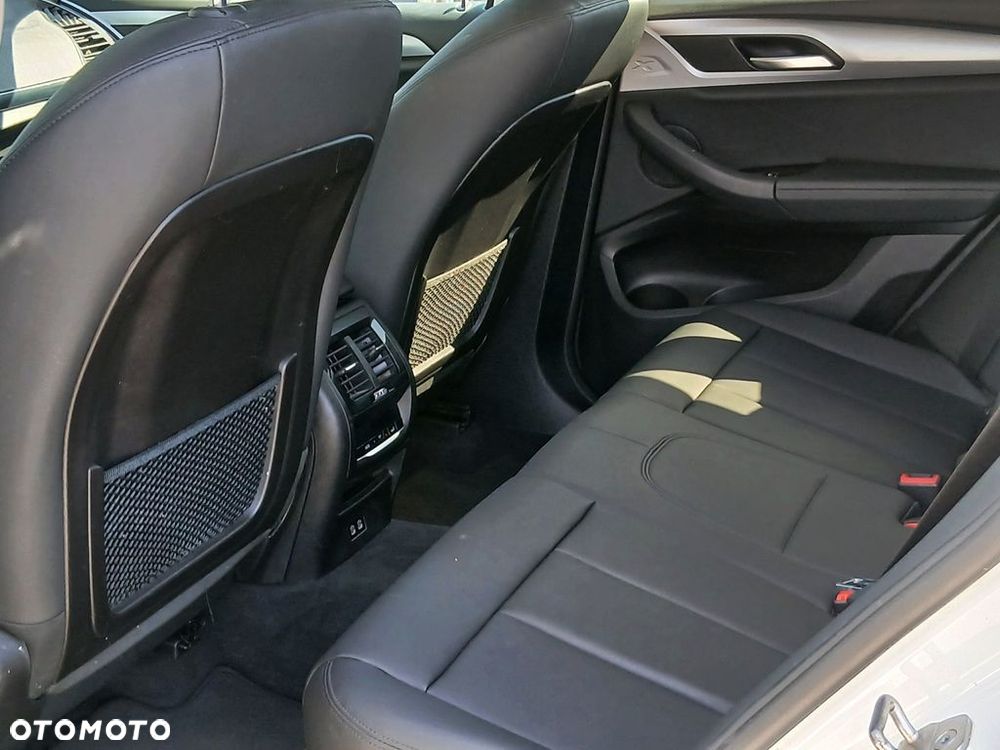 BMW X3 - 15