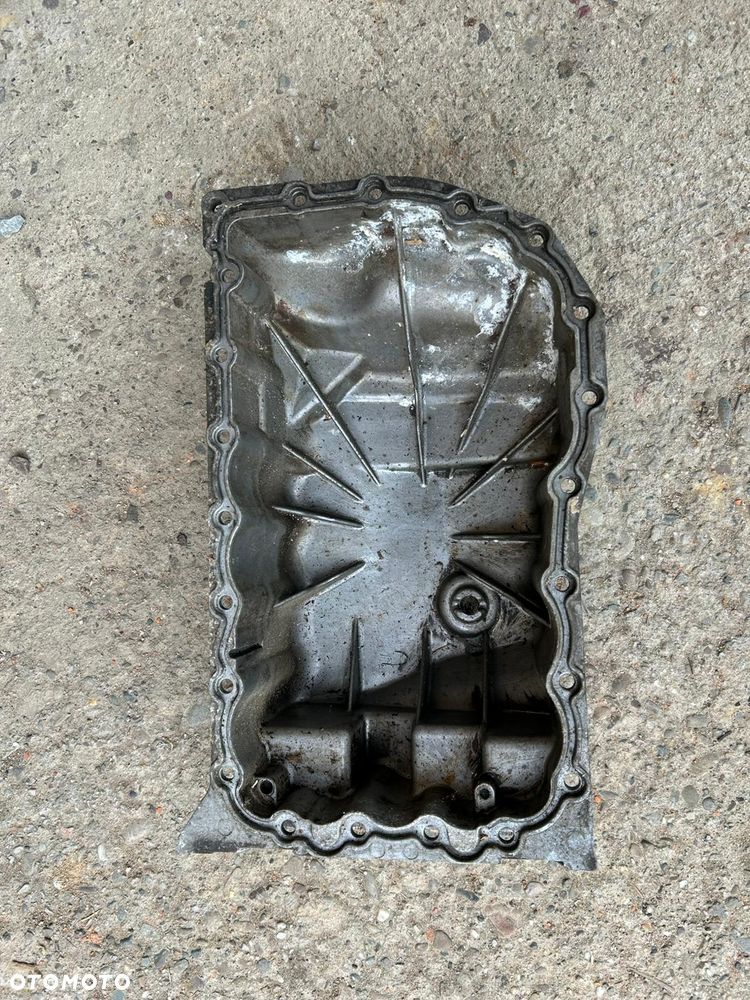 RENAULT SCENIC II 1.9 MISKA OLEJOWA 330970212 - 1