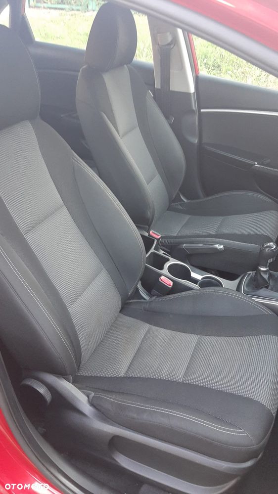 Hyundai i30 1.6 CRDI Trend - 16