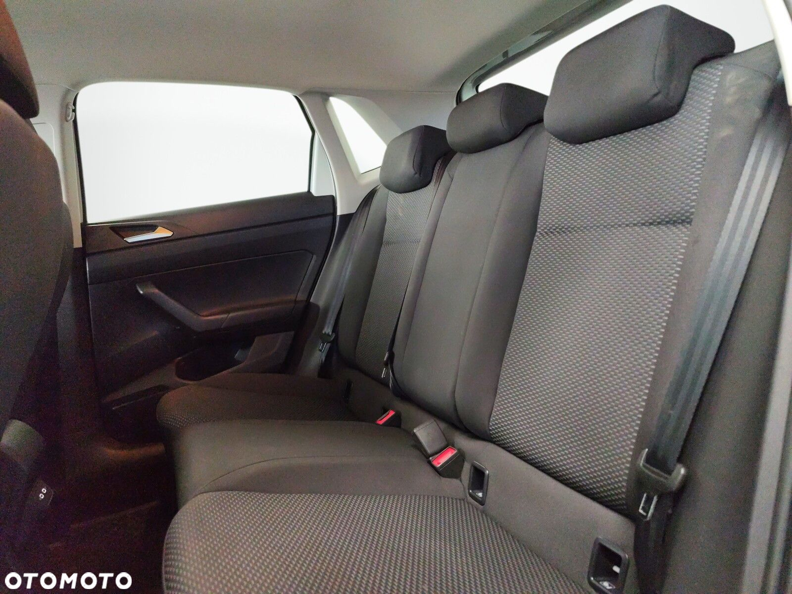 Volkswagen Polo - 13