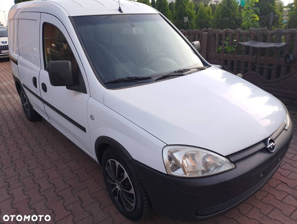 Opel Combo - 1
