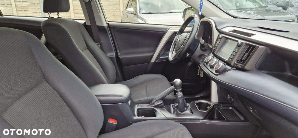 Toyota RAV4 - 23