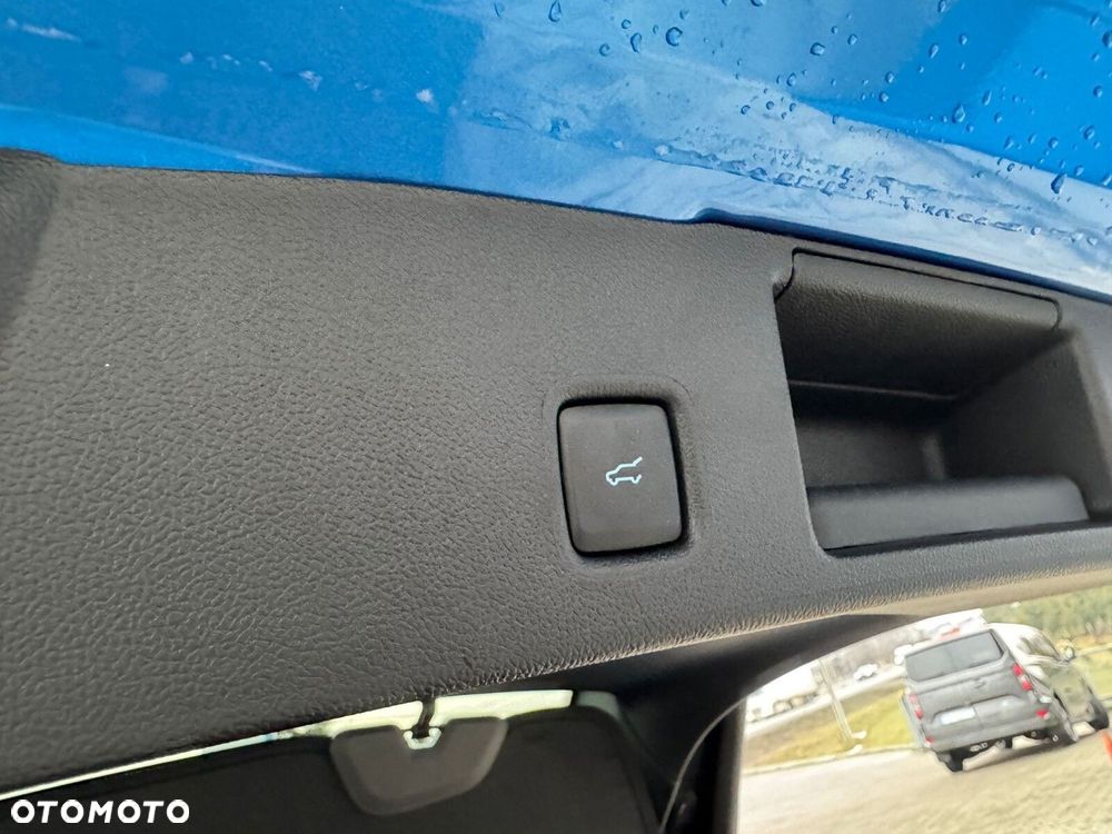 Ford Kuga - 31