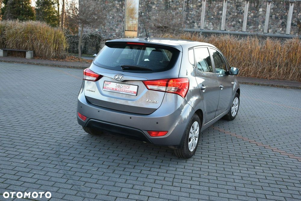 Hyundai ix20 - 18