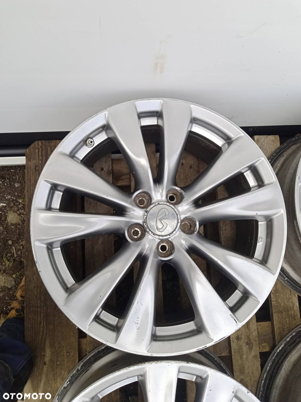 FELGI ALUMINIOWE R18 INFINITI M37X 5X4,5 5X114,5 18X8J CG47 - 3
