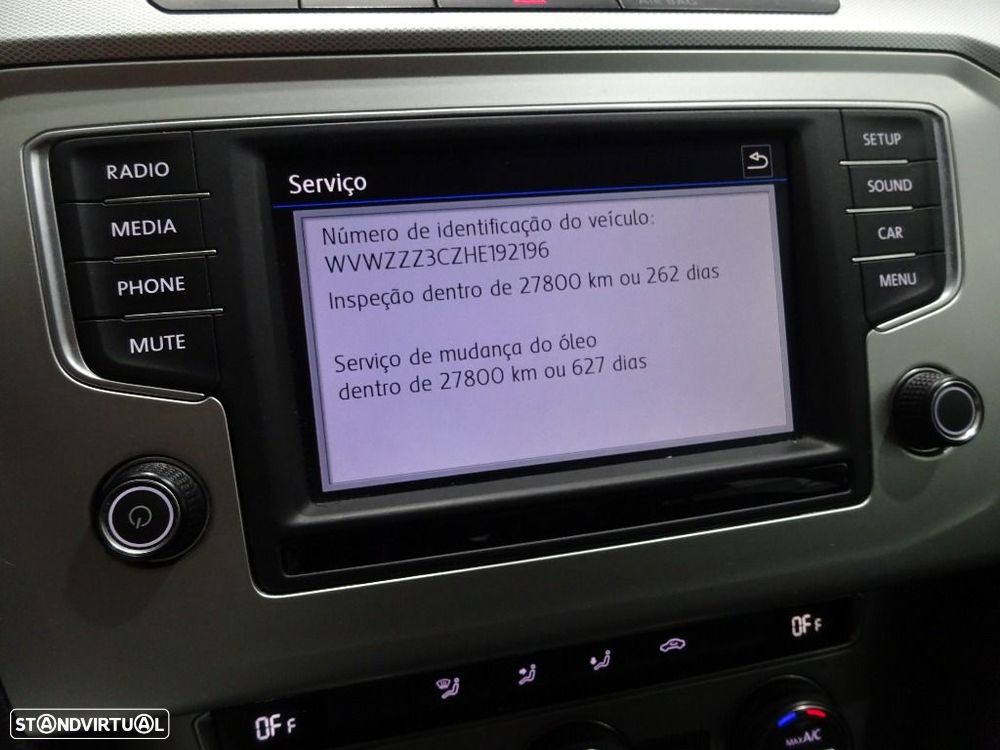 VW Passat 1.6 TDI Confortline - 22