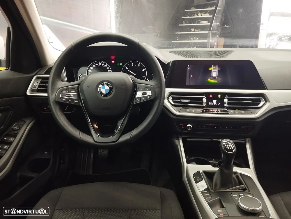 BMW 318 d Corporate Edition - 13