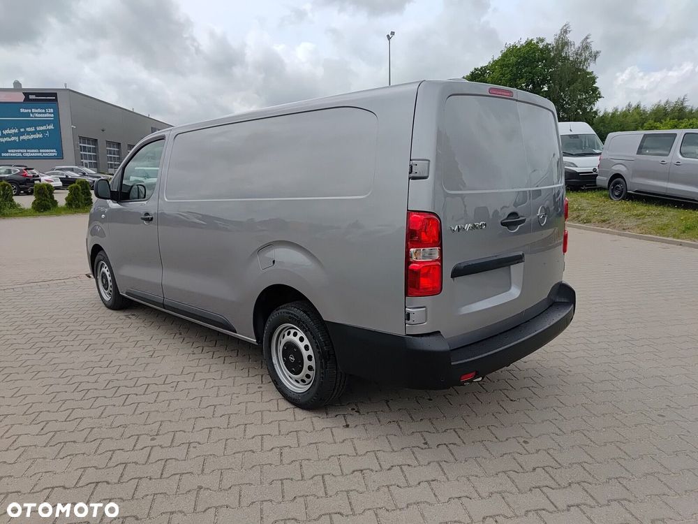 Opel Vivaro Vivaro Furgon XL Diesel 2.2 150 KM Manual - 4